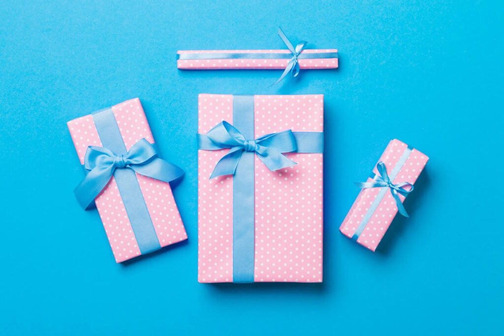 מתנות להורים טריים: המדריך המושלם לבחירת המתנה הנכונה